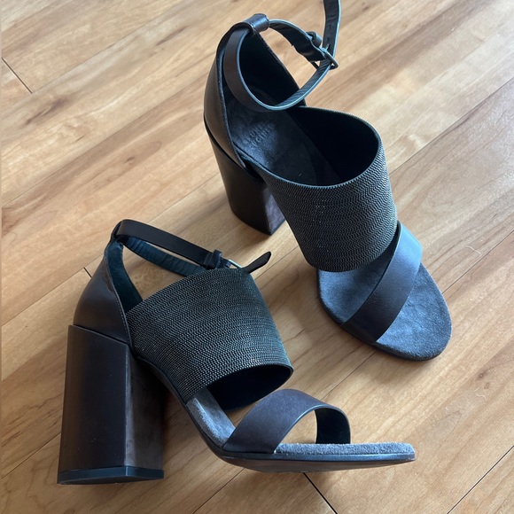 Brunello Cucinelli leather block heel sandals - Picture 10 of 13